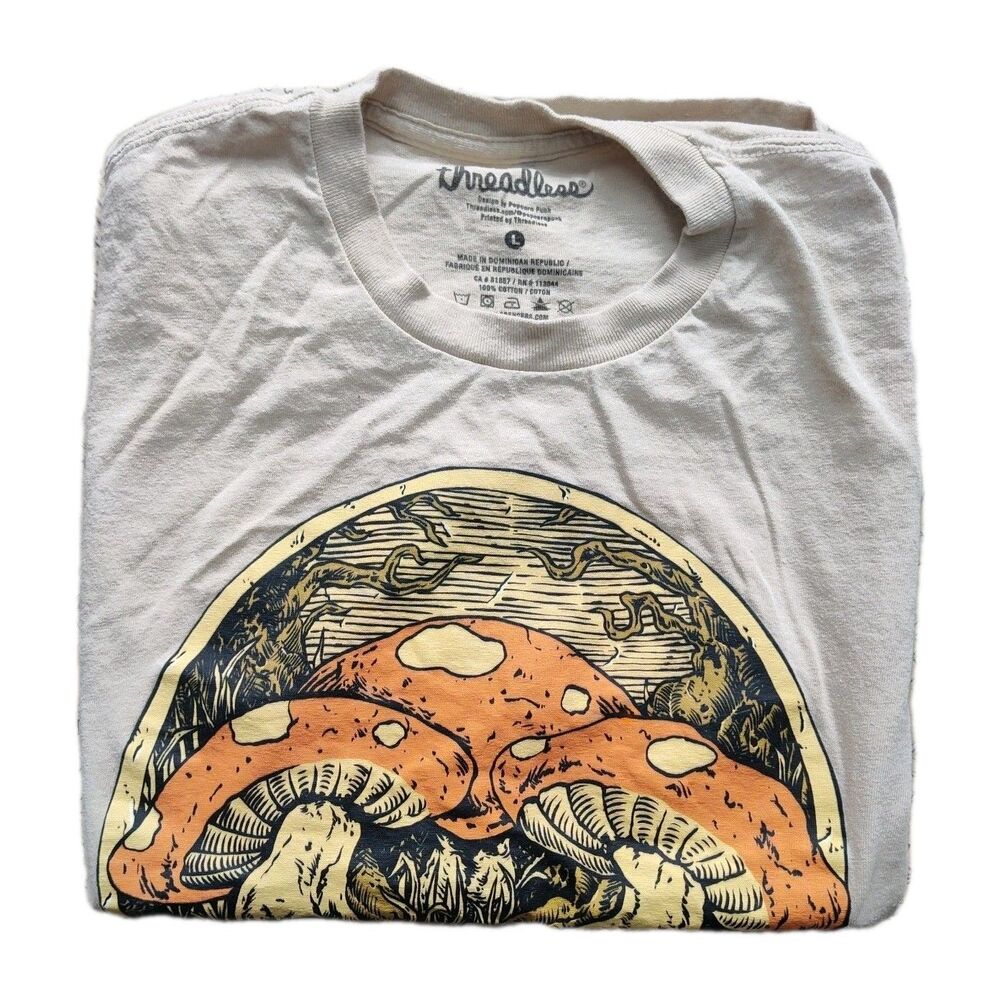 Threadless‎ mushroom, frog, & skull t-shirt, women's L, tan w/ graphic print - Picture 7 of 8